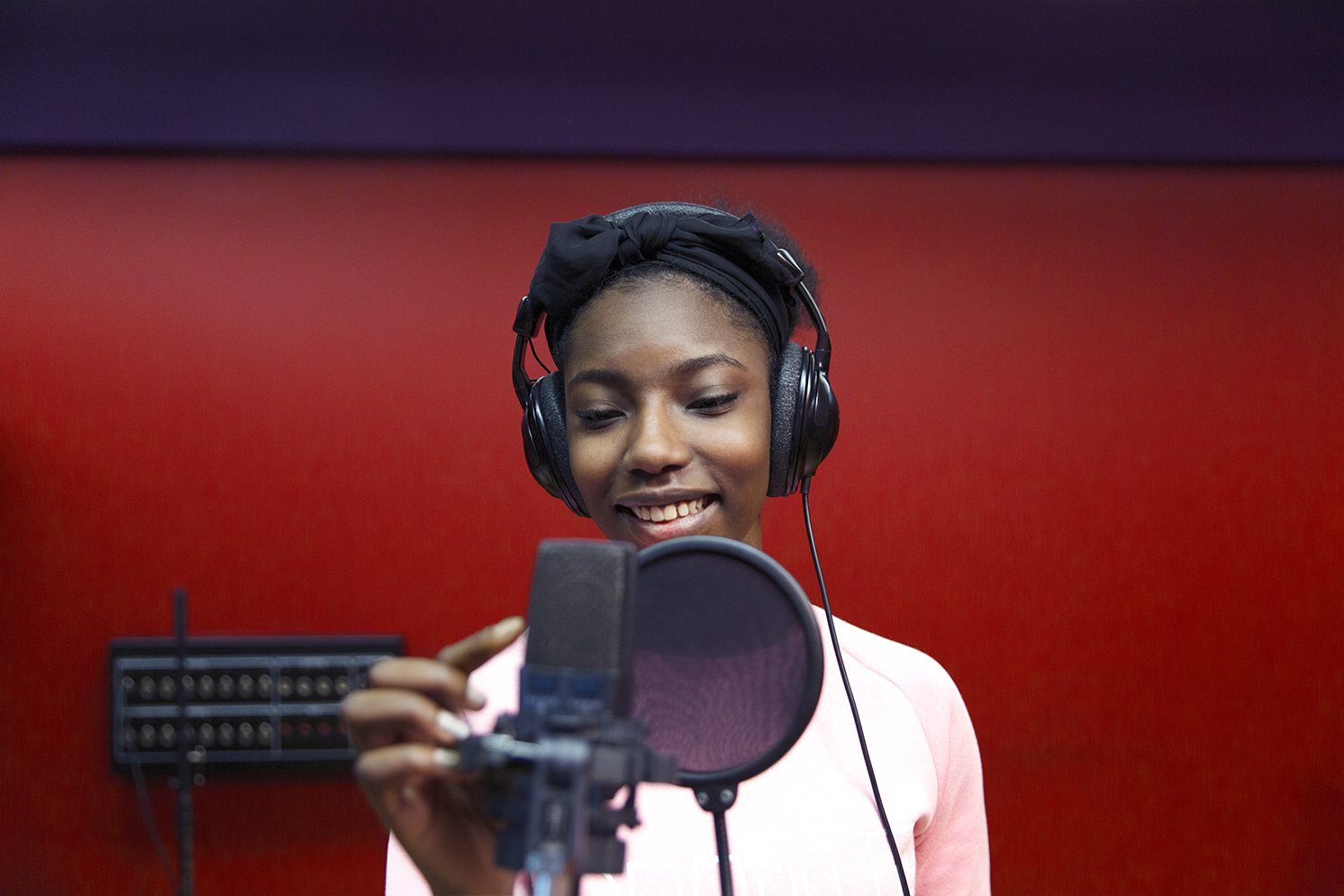 Lenovo brand image - recording